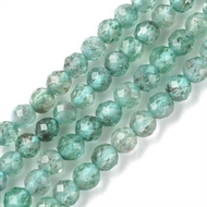 1 streng natur apatite. 3-3,5 mm